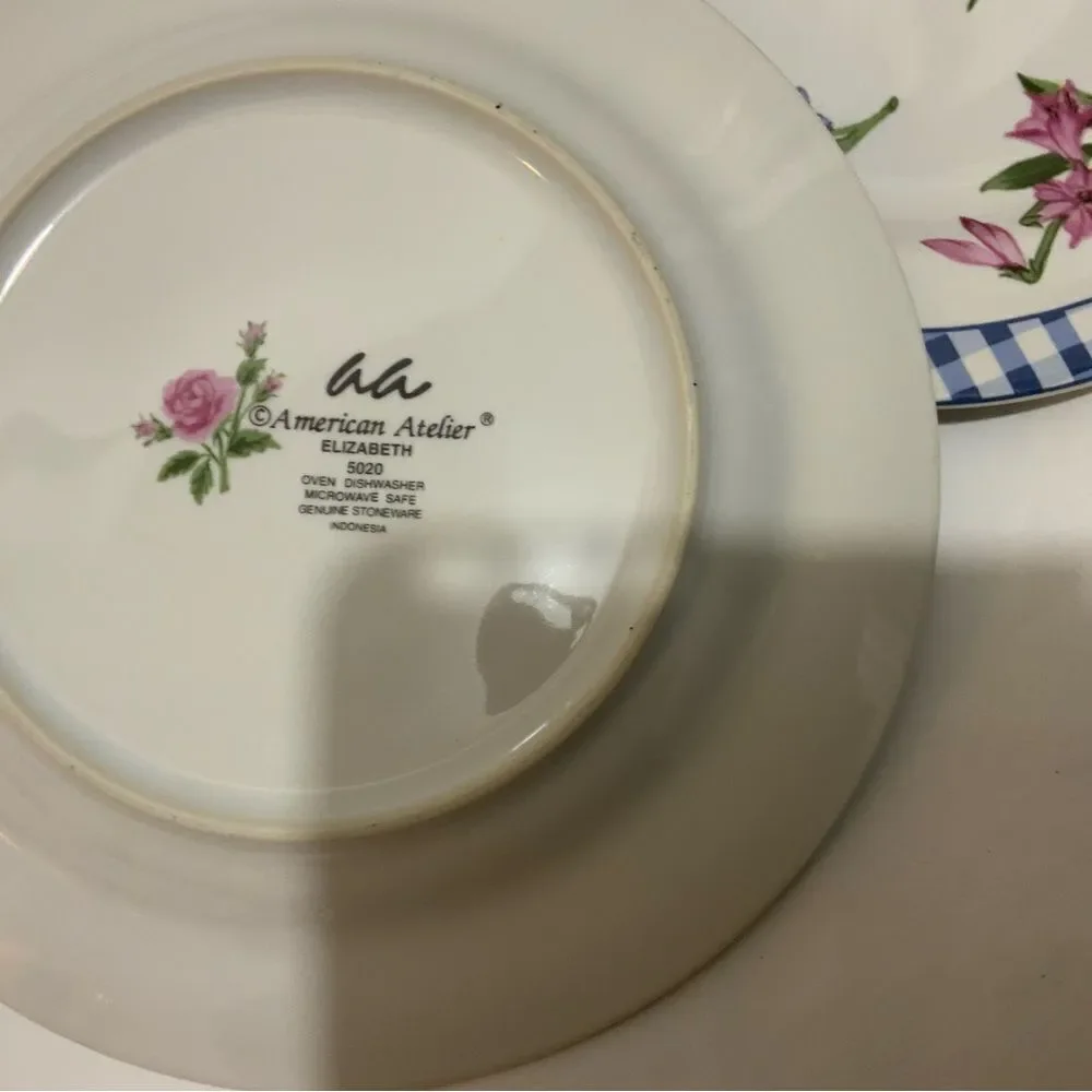 2 AMERICAN ATELIER ELIZABETH 5020 salad Plate 8 1/8” Granny Core Floral A2